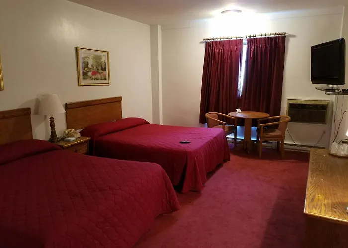 Woonsocket Motor Inn