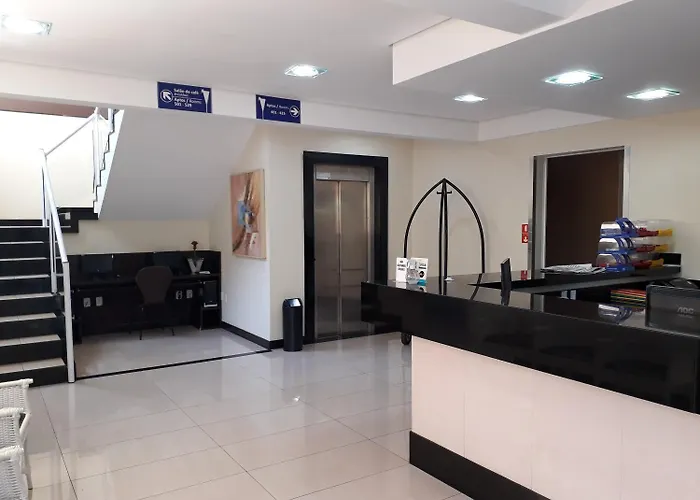 Cristal Palace Inn