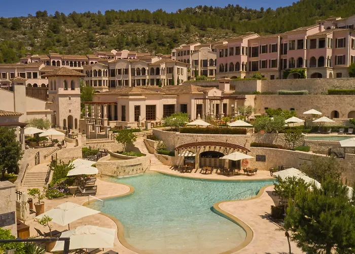 Cap Vermell Grand Hotel
