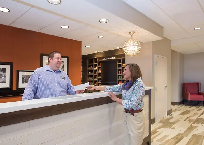 Hampton Inn&Suites Phoenix - East Mesa in Gilbert