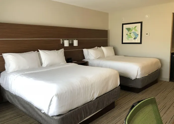 Holiday Inn Express & Suites Broomfield By Ihg
