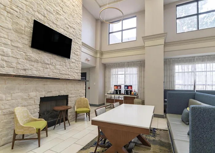 Hampton Inn & Suites-Florence Downtown