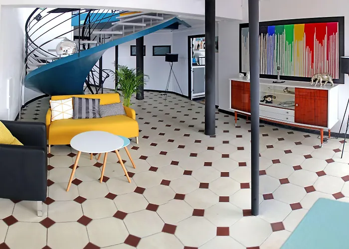 Hotel La Croisette & Restaurant Bistrot Gantier En Centre Ville