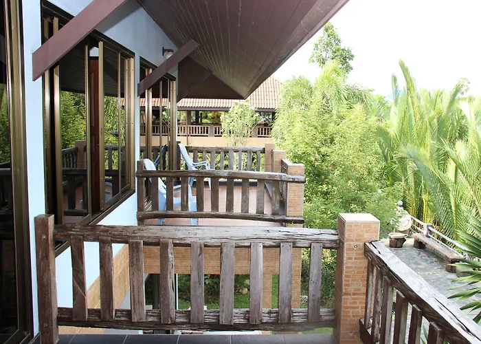 BaanRimNam Resort Trat