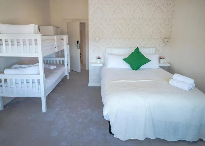 The Mount Rooms