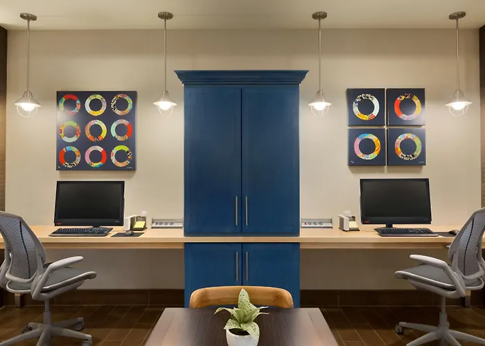Home2 Suites By Hilton Glendale Westgate