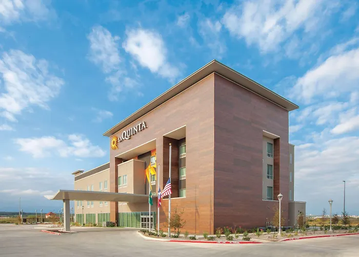 La Quinta By Wyndham San Marcos Outlet Mall