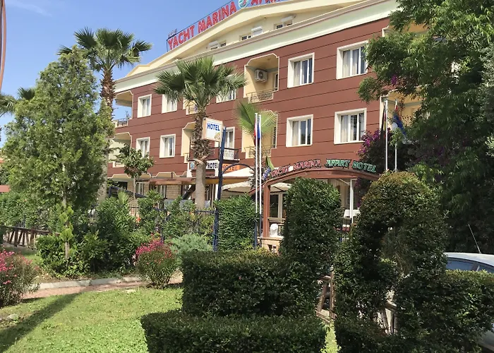 Blue Yacht Marina Apart Hotel