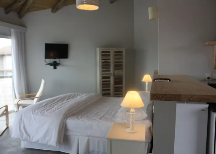 Maradentro Apart Hotel & Suites