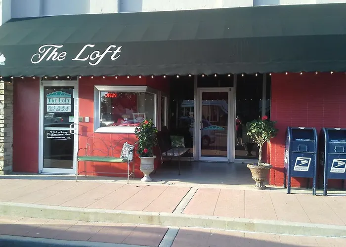 The Loft On The Square