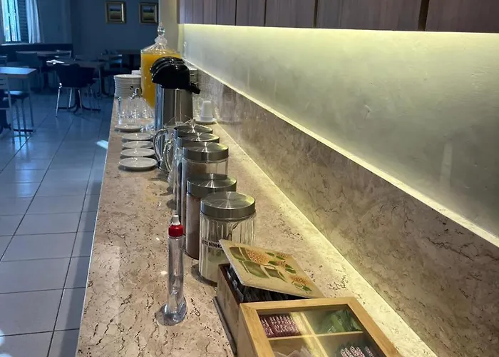 Ipe Hotel Curitiba - Av Das Torres