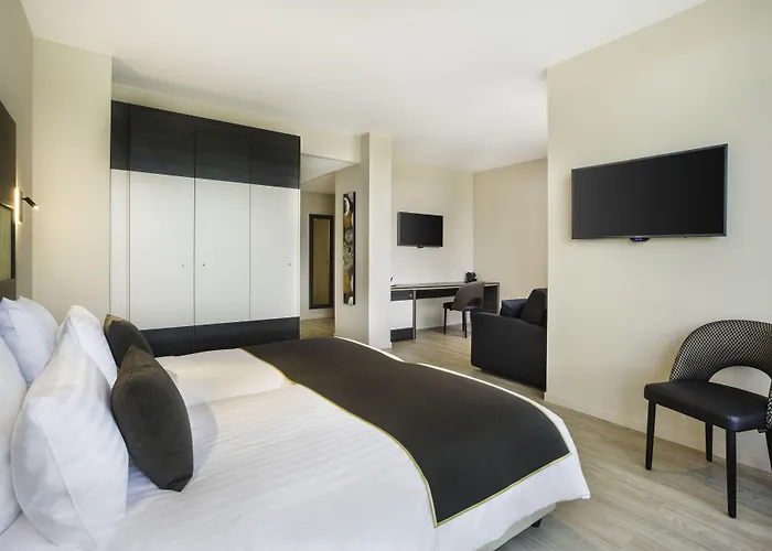 Best Western Plus Hotel Escapade Senlis