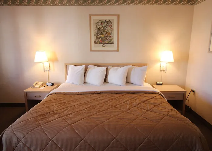 Safford Inn & Suites