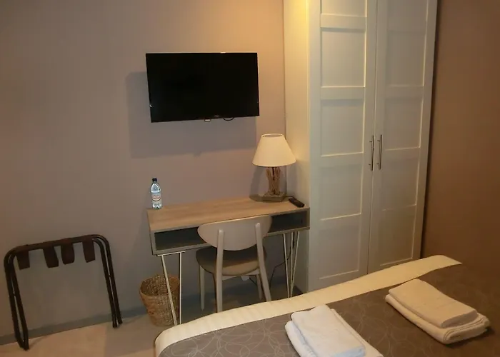 Hotel Sur Le Quai