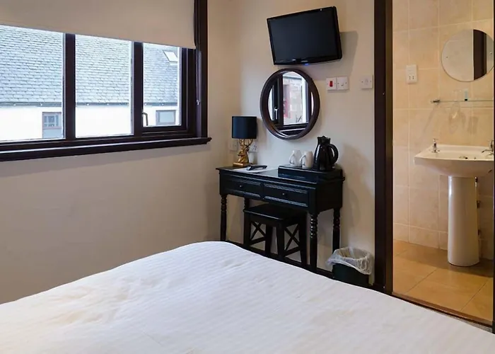 Thrums Hotel, Kirriemuir