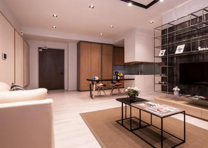 Expressionz Professional Suites By Mykey
