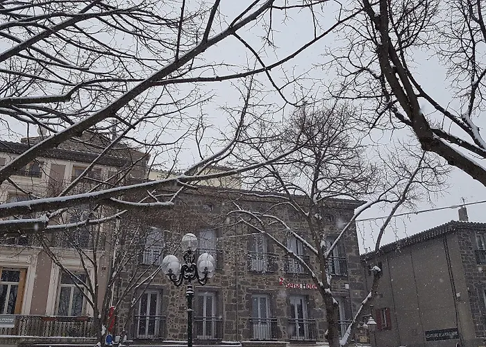 Logis Hotel Yseria - Historical Center