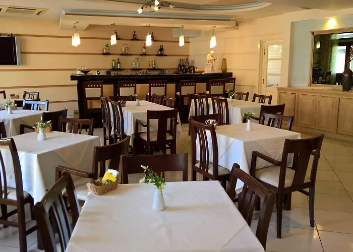 Evanik Chic Hotel