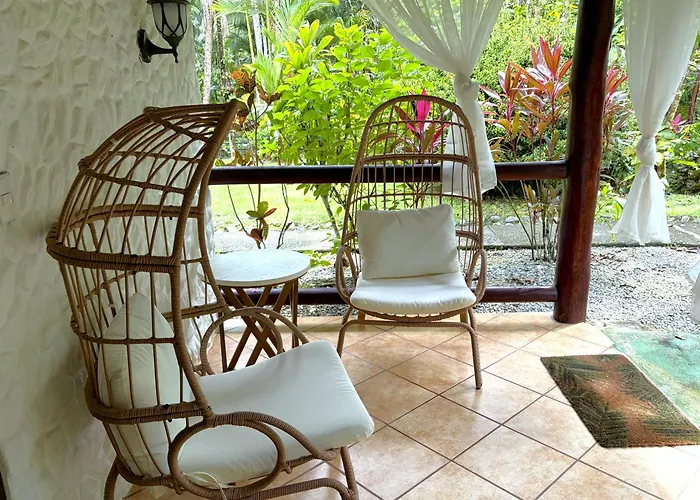 Hotel Villas Rio Mar