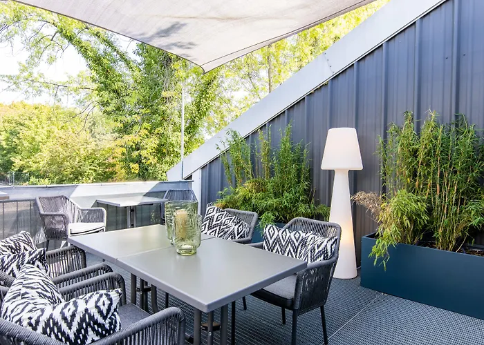 Luxstay Karben - Self-Check-In
