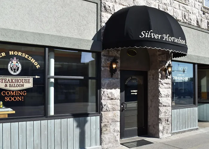 Silver Horseshoe Inn