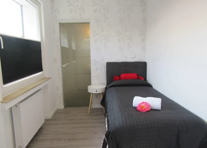 Minsu Hotel - 24 Stunden Check Inn