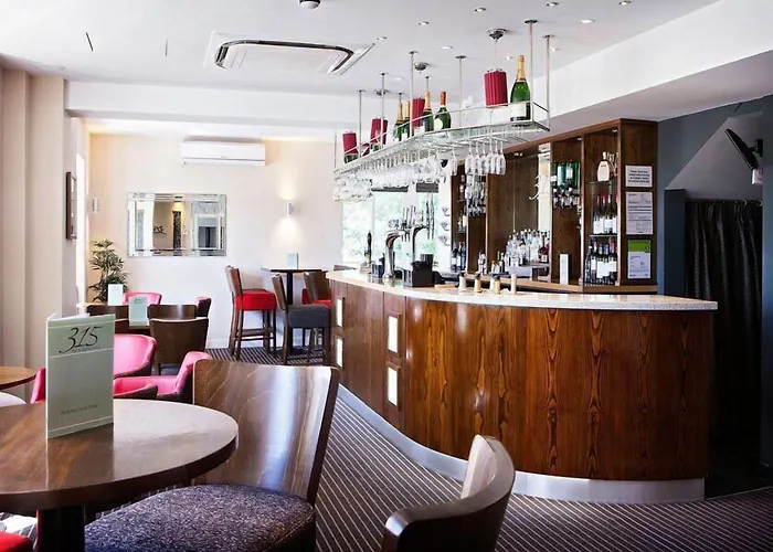 315 Bar & Restaurant