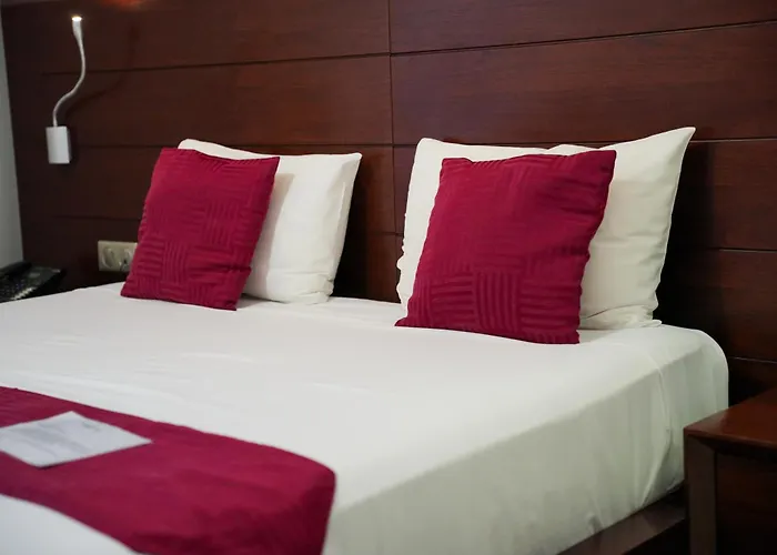 Tulip Inn Sainte Clotilde, La Reunion, Navette Gratuite Vers L'Aeroport