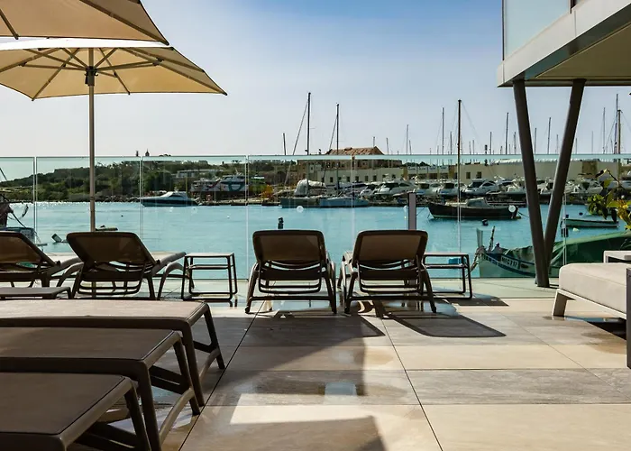 Strand Suites By Neu Collective Gzira