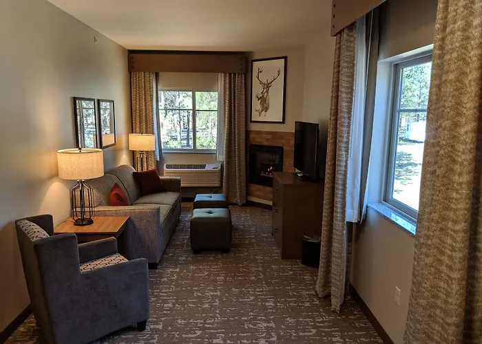 Grandstay Hotel & Suites