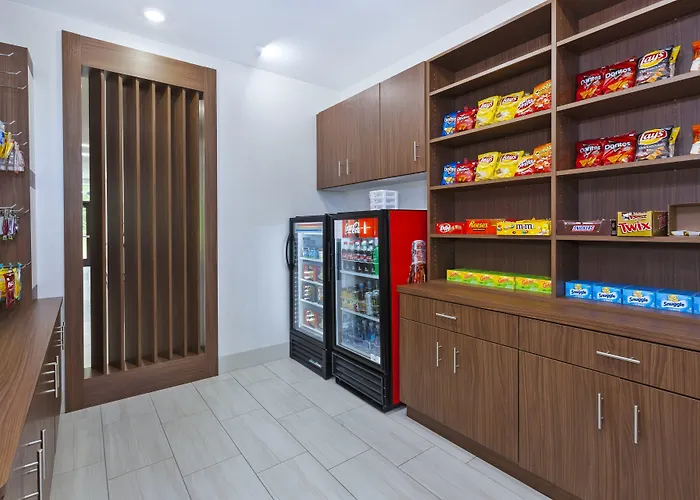 Holiday Inn Express & Suites Painesville - Concord By Ihg