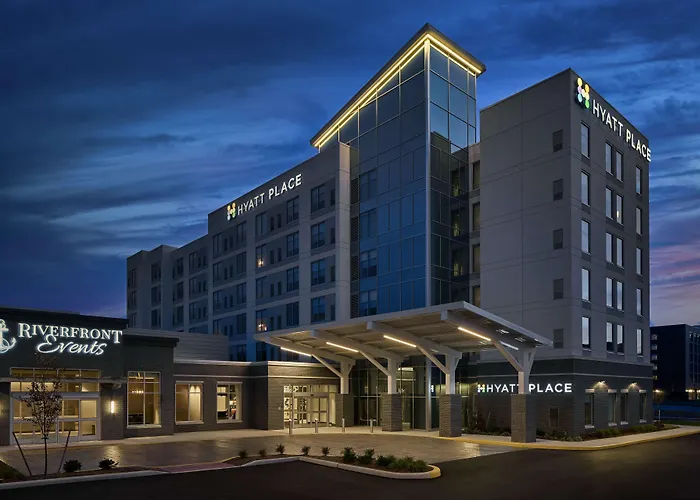 Hyatt Place Wilmington Riverfront