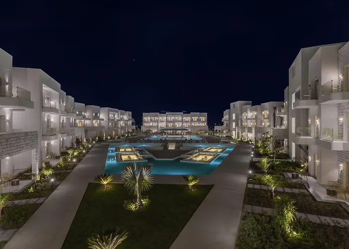 Tanoak Resort