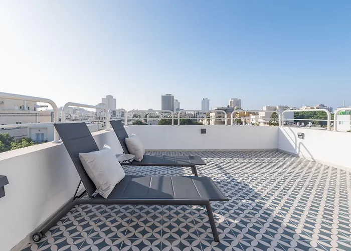 Dizengoff Garden Hotel