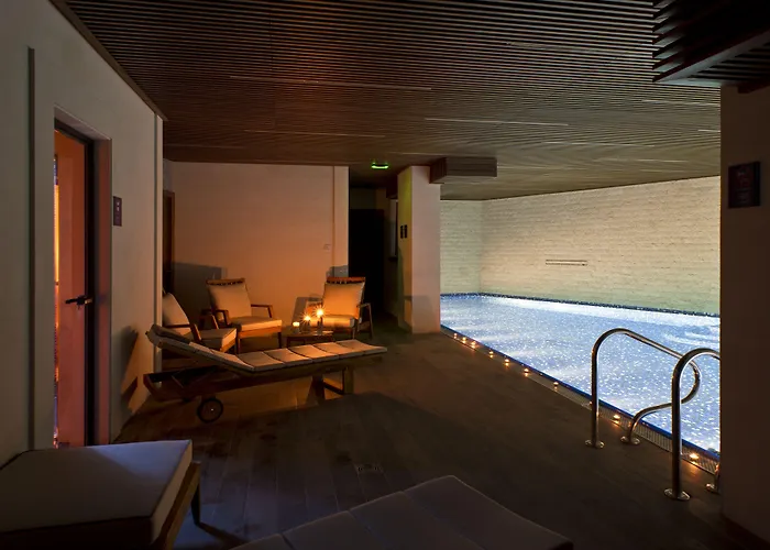 Grey Family Hotel