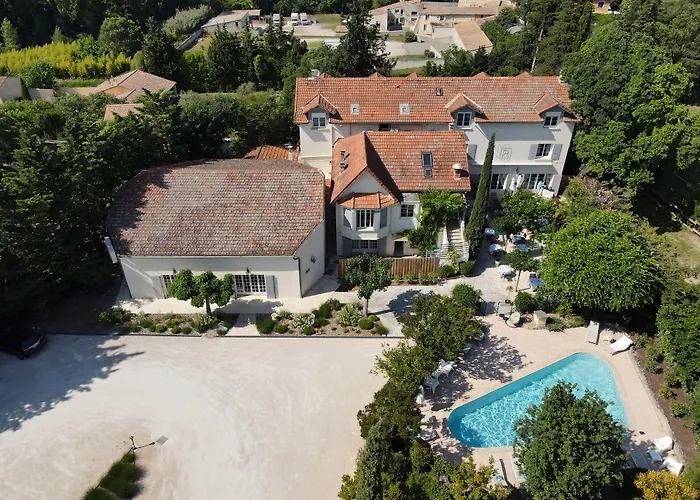 Logis Hotel Le Blason De Provence