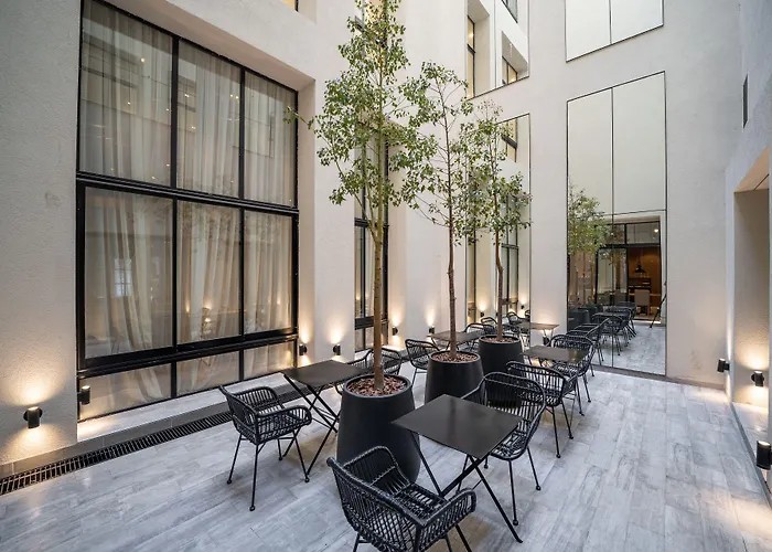 Efe Hotel & Cowork