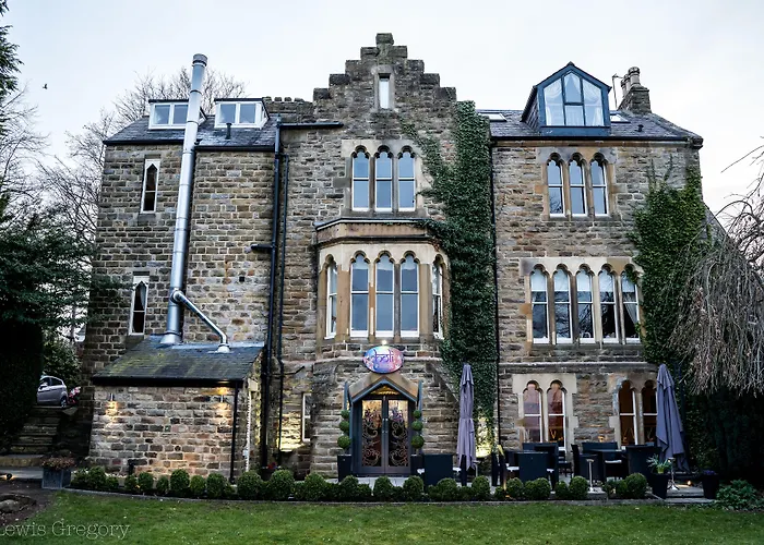 Farnley Tower Guesthouse