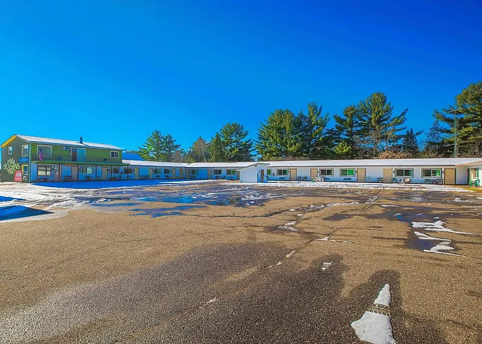 Love Hotels Tomahawk By Oyo At Lake Mohawksin Wi