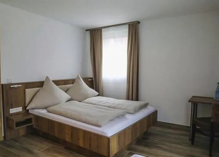 Look Hotel & Rooms