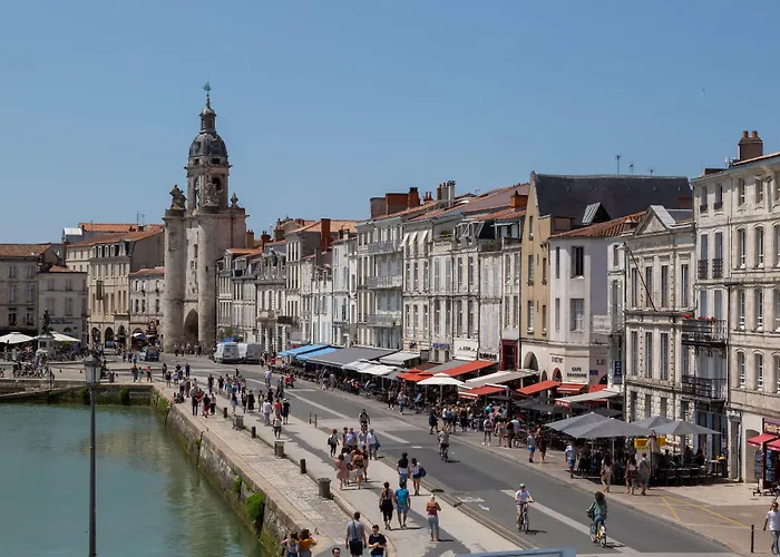 Tour De Nesle La Rochelle Vieux Port 3 Etoiles