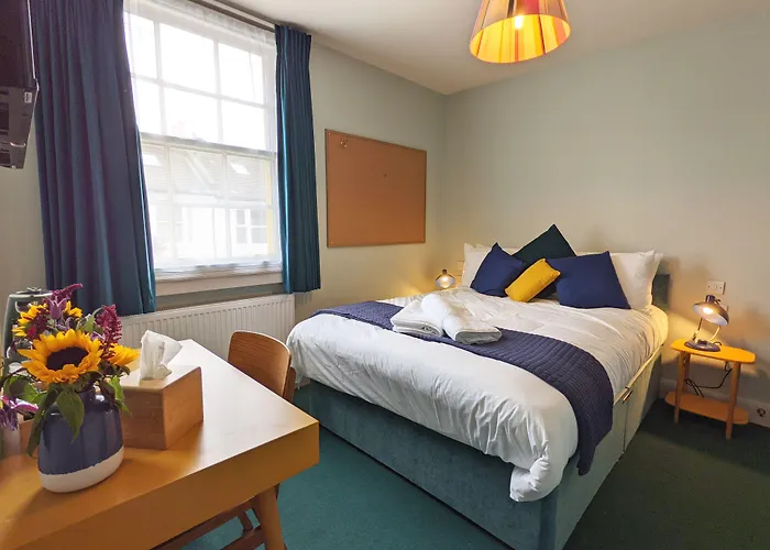 The Stirling Arms Pub & Rooms