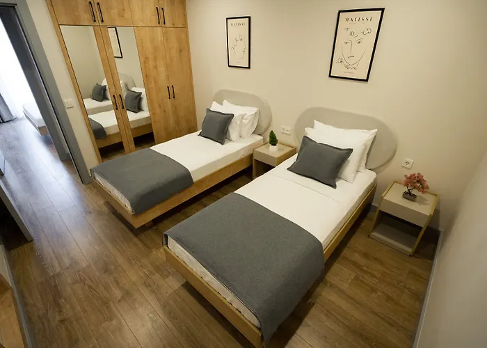 Letstay Marine Homes