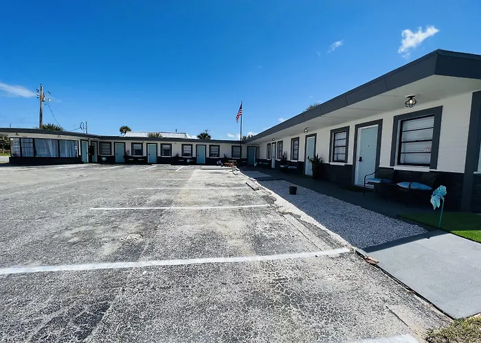 1915 Beach Club