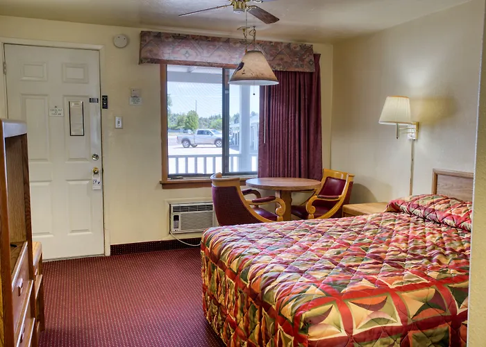 Kiva Motel
