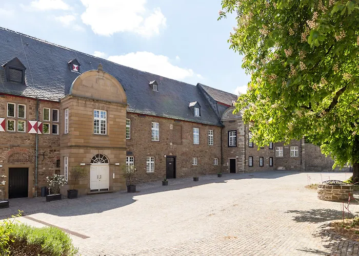 Hotel Am Schloss Broich
