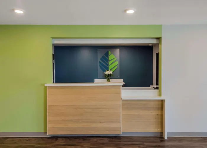 Woodspring Suites Roanoke
