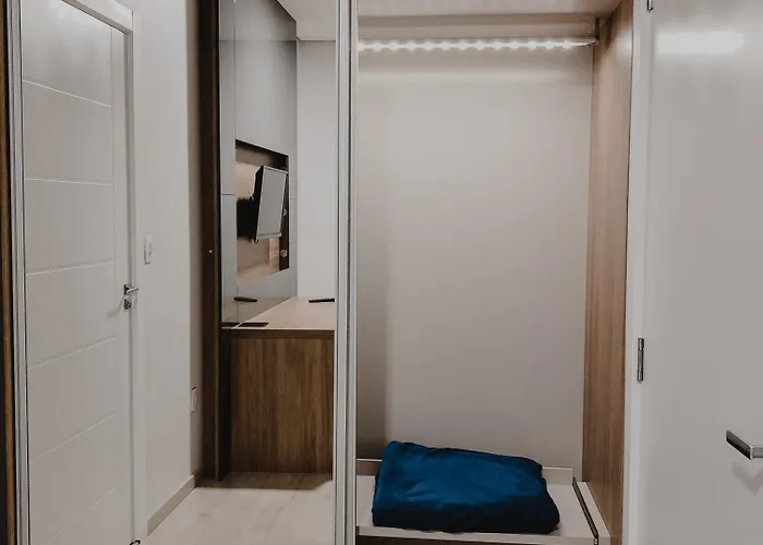 Petri Plaza Hotel