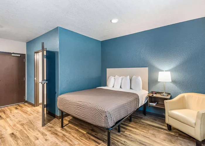 Woodspring Suites Bradenton