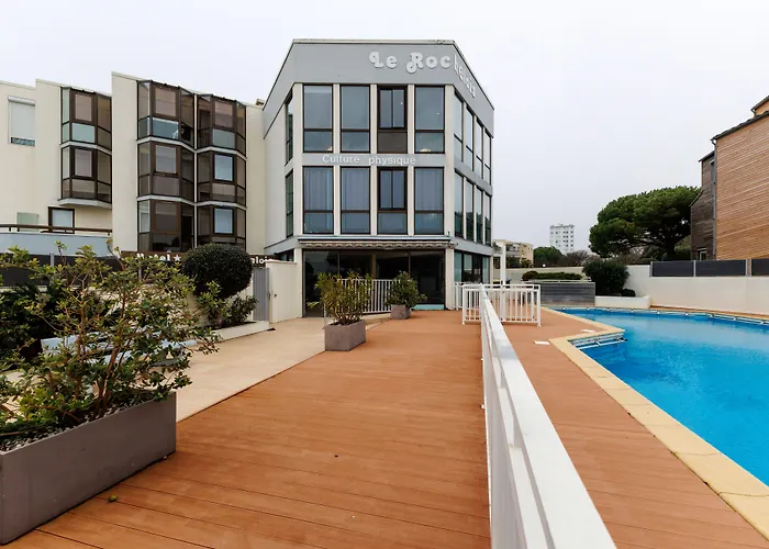 Logis Hotel Le Rochelois